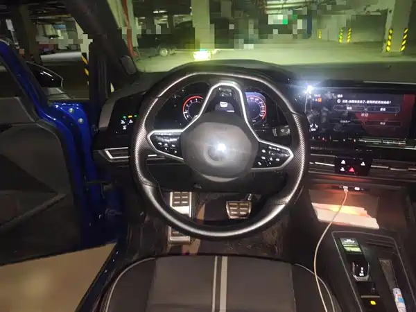 Volkswagen Golf 2021