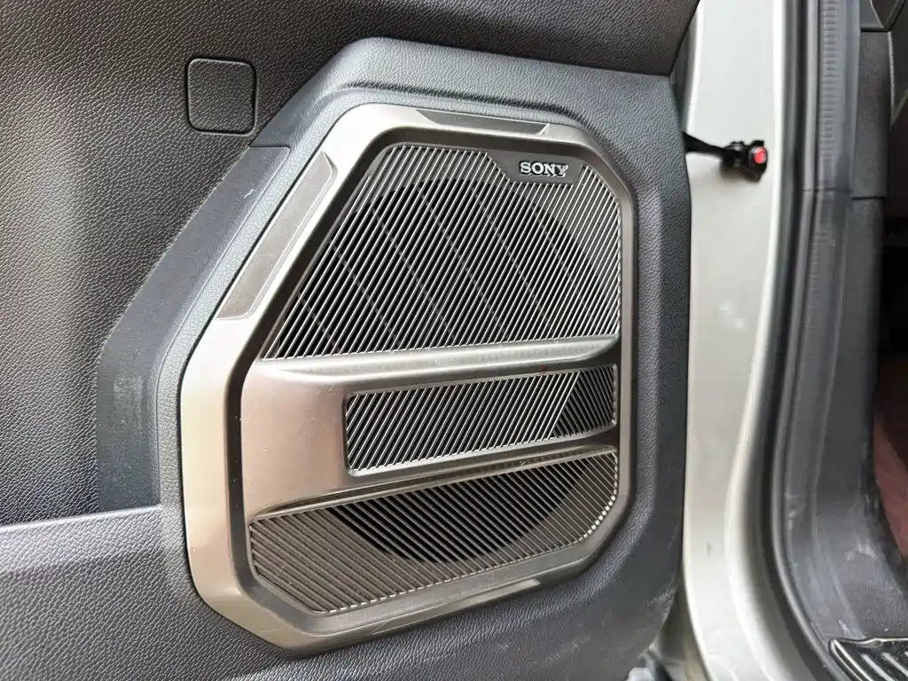 Jetour Traveller C-DM 2025 — фото 16
