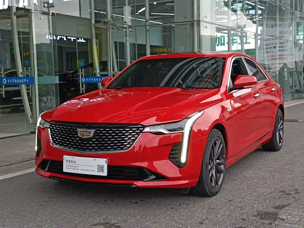 Cadillac CT4 2023 — фото 1