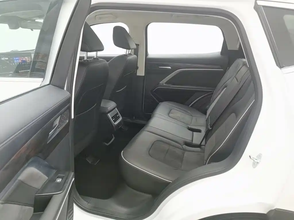 Haval H6 2023 — фото 15