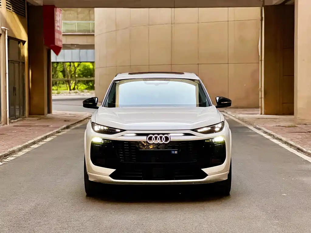 Audi Q6L e-tron 2025 — фото 2