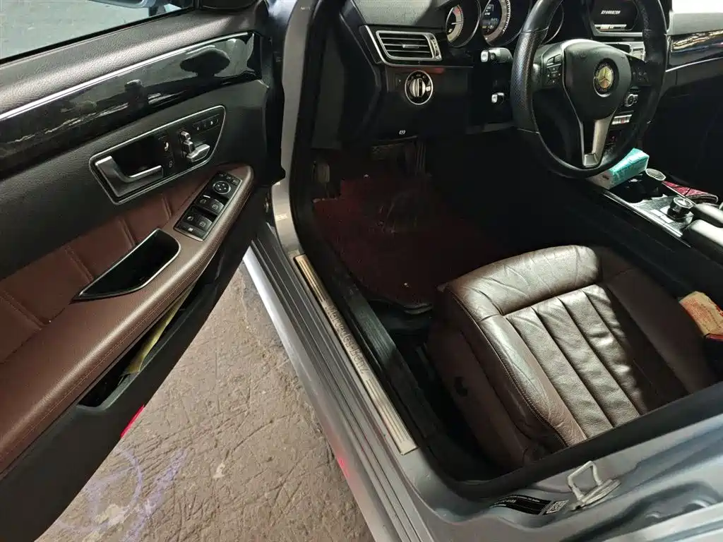 Mercedes-Benz E-Class 2014 — фото 14