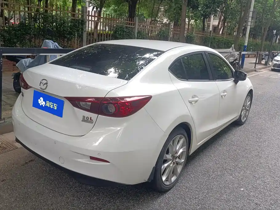 Mazda 3 Angkesela 2015