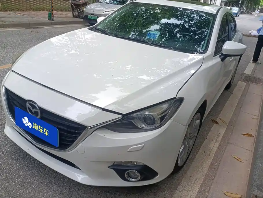 Mazda 3 Angkesela 2015