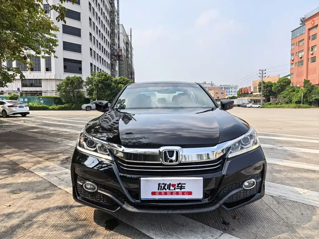Honda Accord 2017 — фото 2