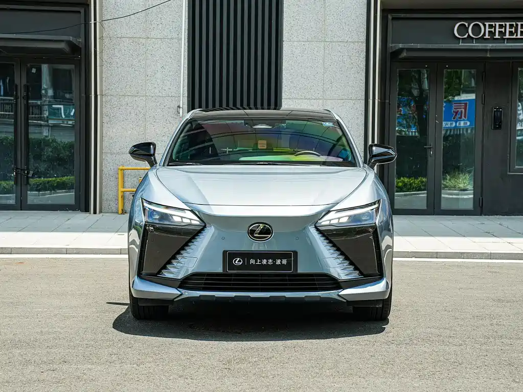 Lexus RZ 2023 — фото 2