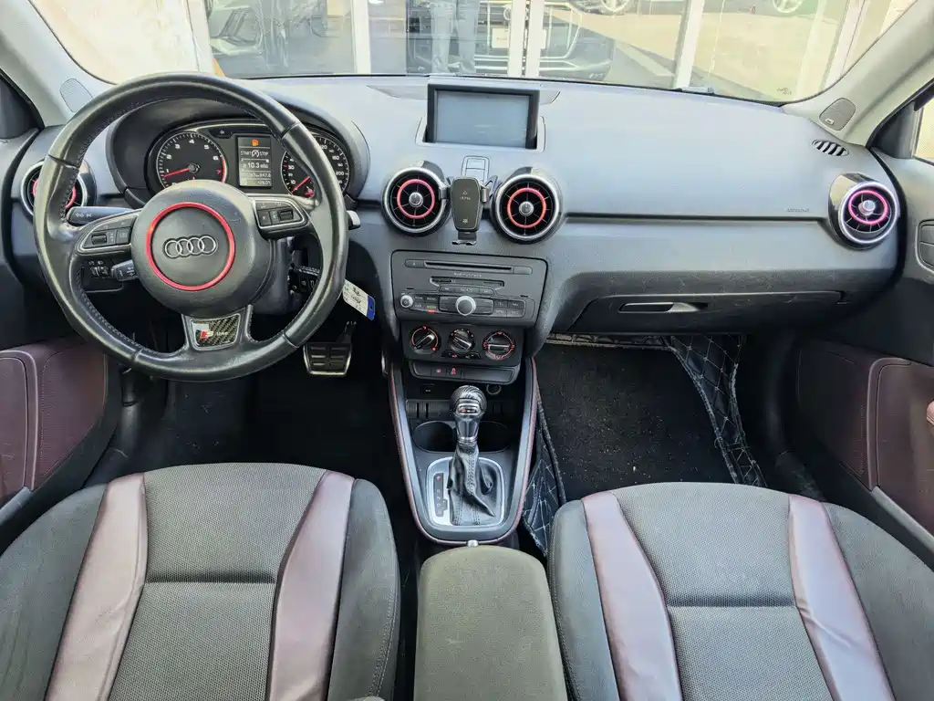 Audi A1 2016