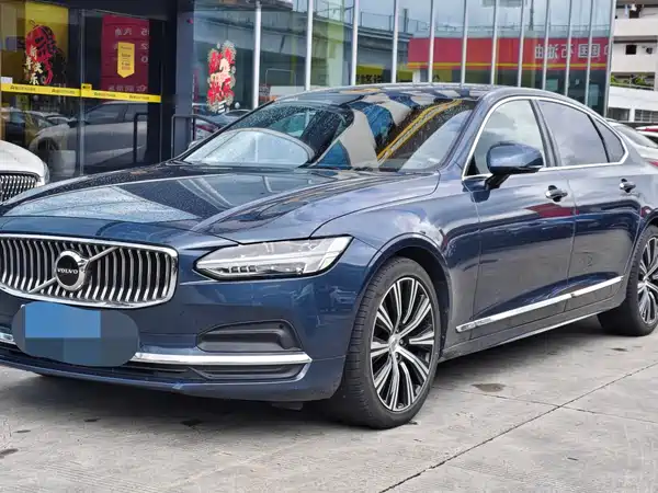 Volvo S90 2023