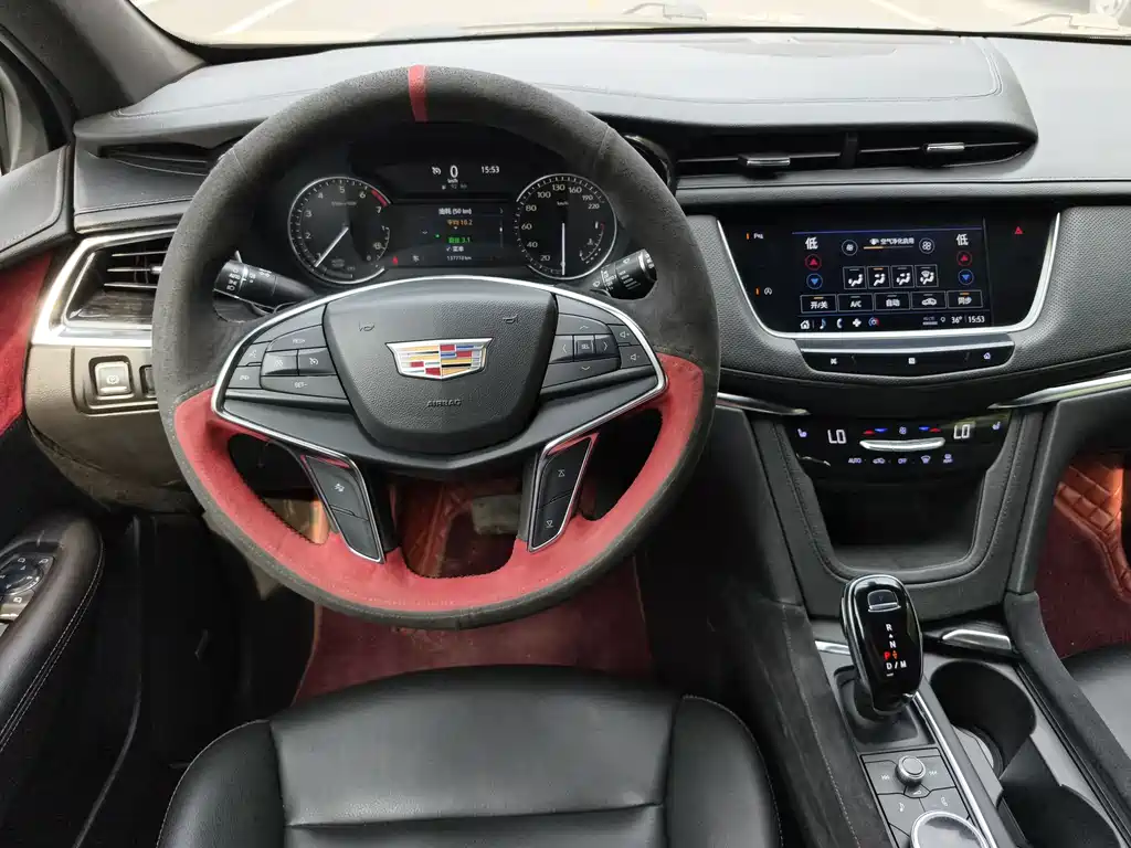 Cadillac XT5 2021 — фото 12