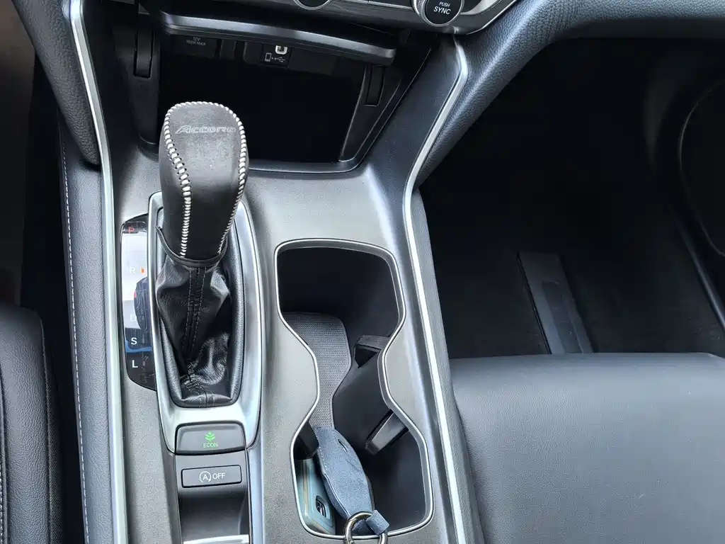Honda Accord 2023 — фото 23