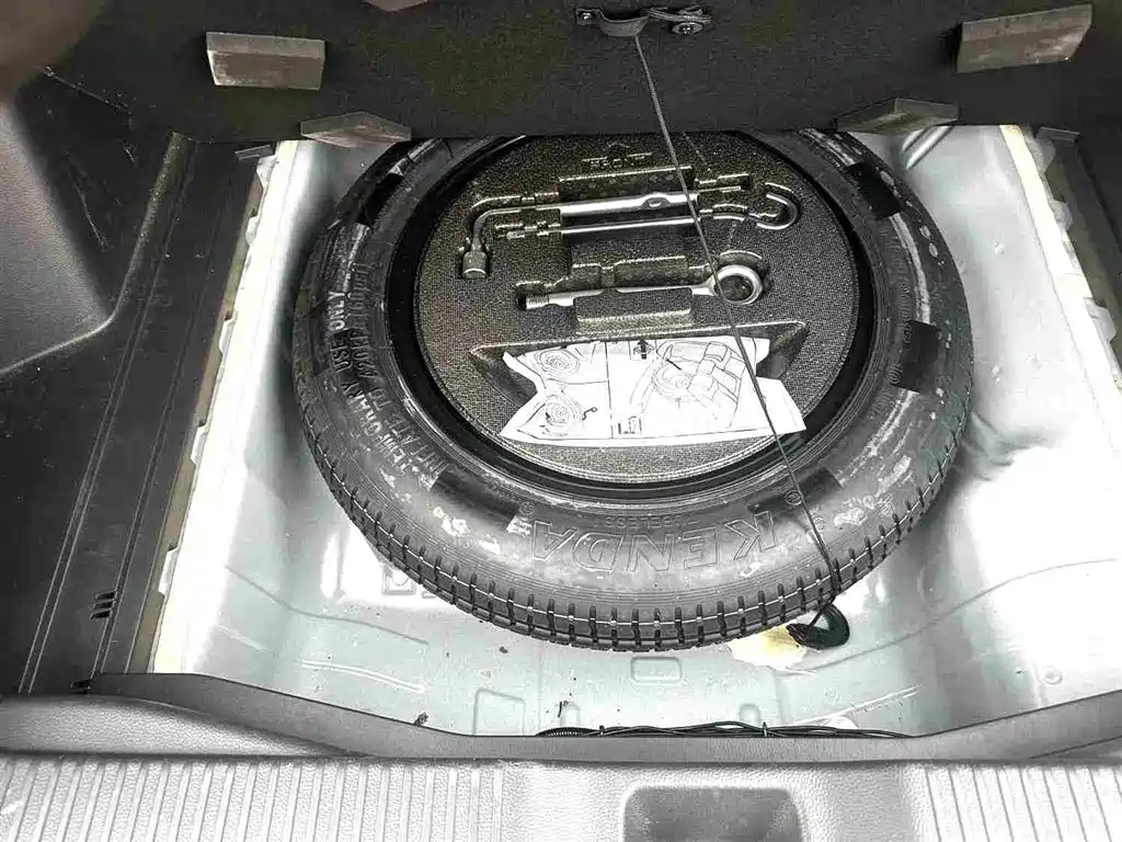 Honda Vezel 2023 — фото 10