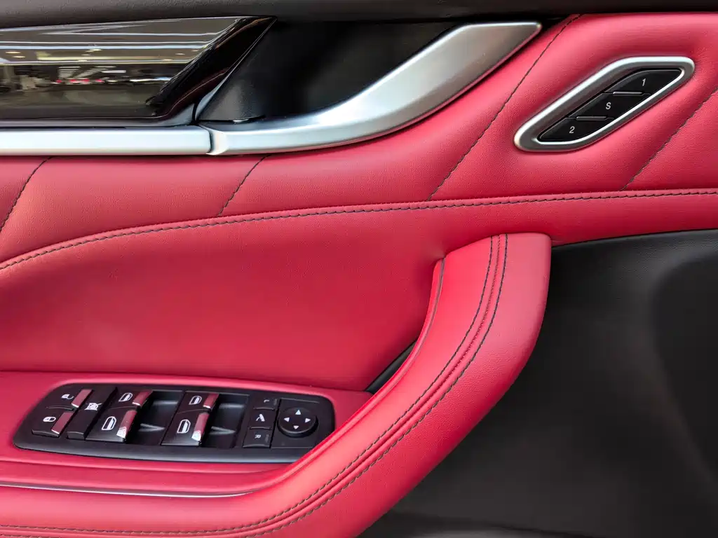 Maserati Levante 2021 — фото 22