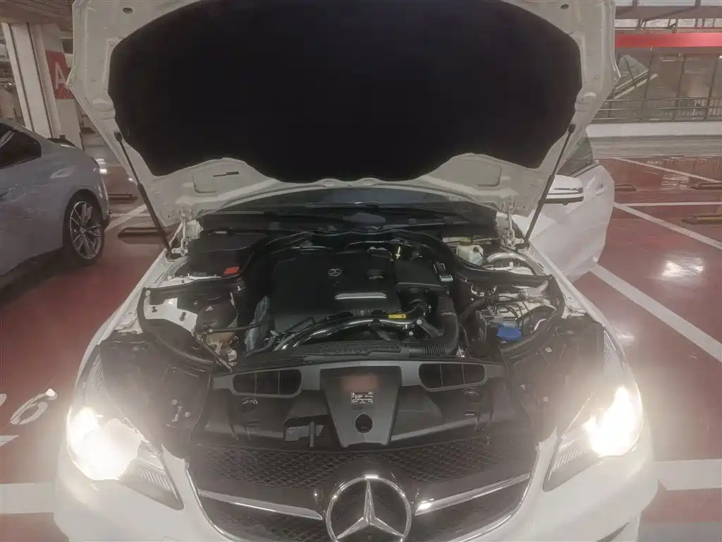 Mercedes-Benz E-Class 2017 — фото 20