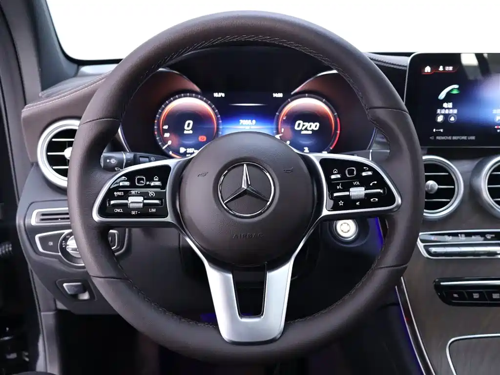 Mercedes-Benz GLC 2022 — фото 16