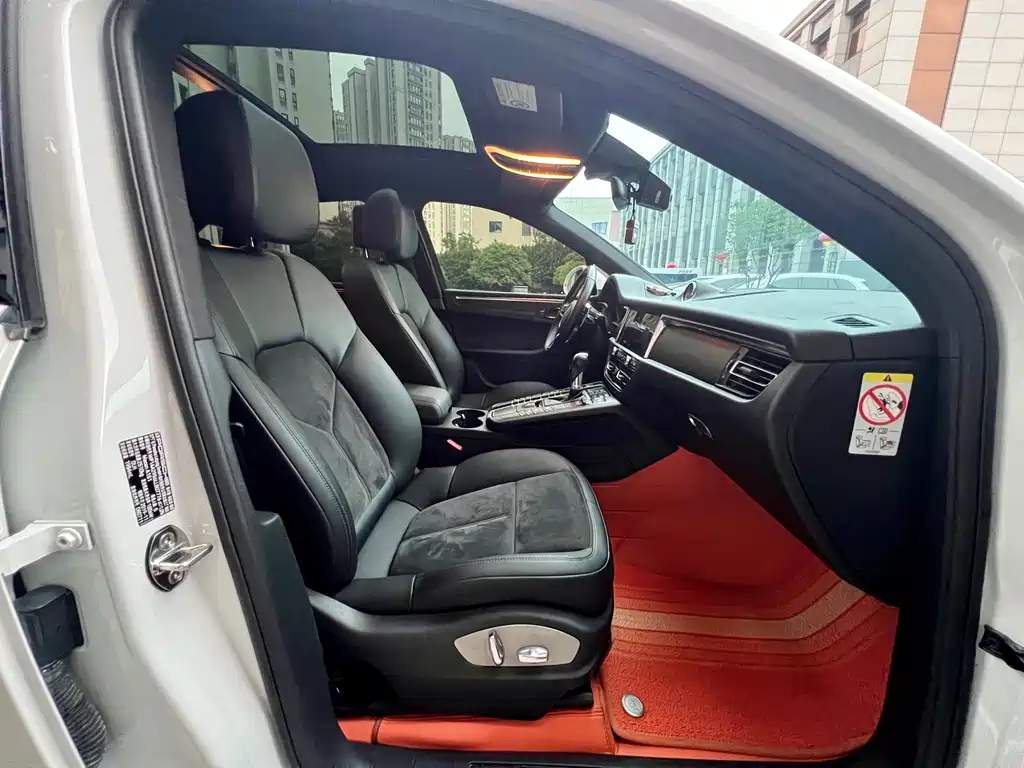 Porsche Macan 2020 — фото 25