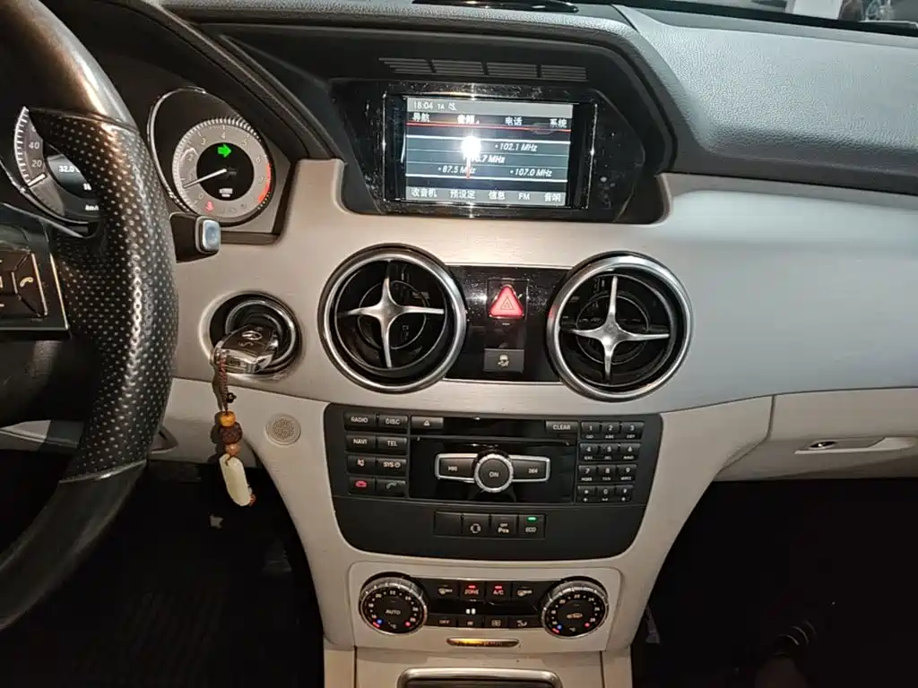 Mercedes-Benz GLK-Class 2015 — фото 13