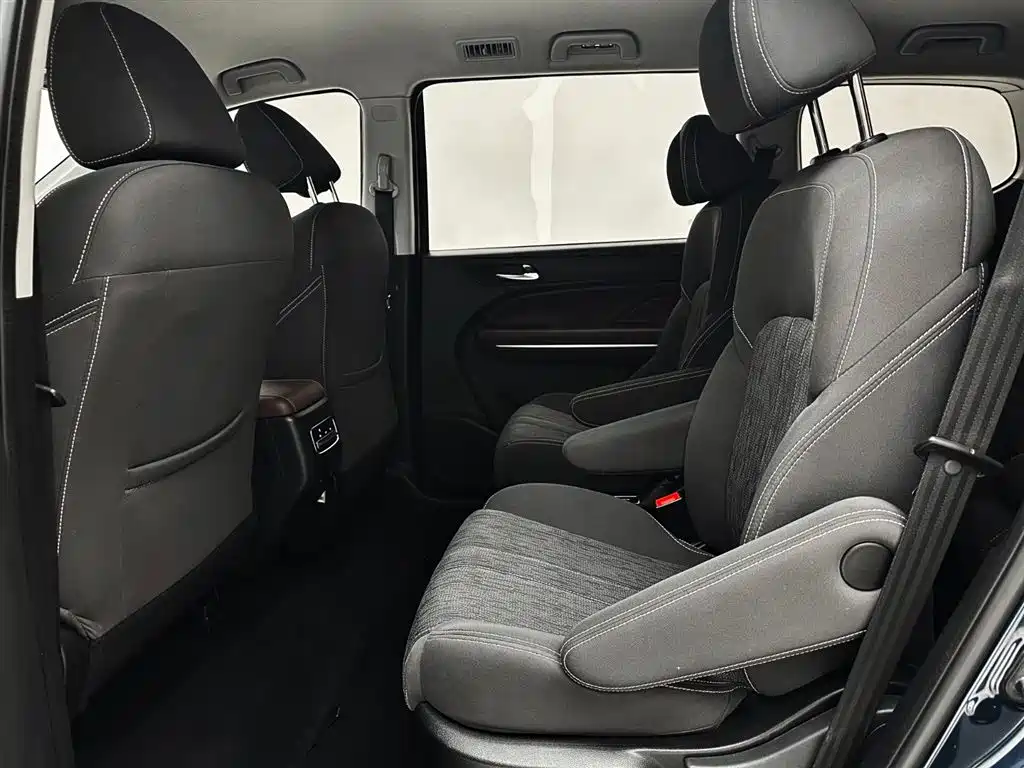 GAC Motor Trumpchi M6 2022 — фото 12
