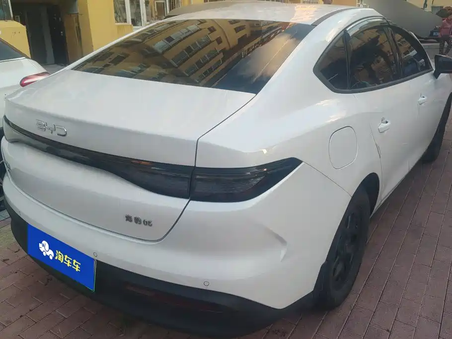 BYD Seal 05 DM-i 2025 — фото 3