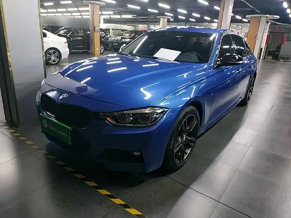 BMW 3 Series 2019 — фото 1