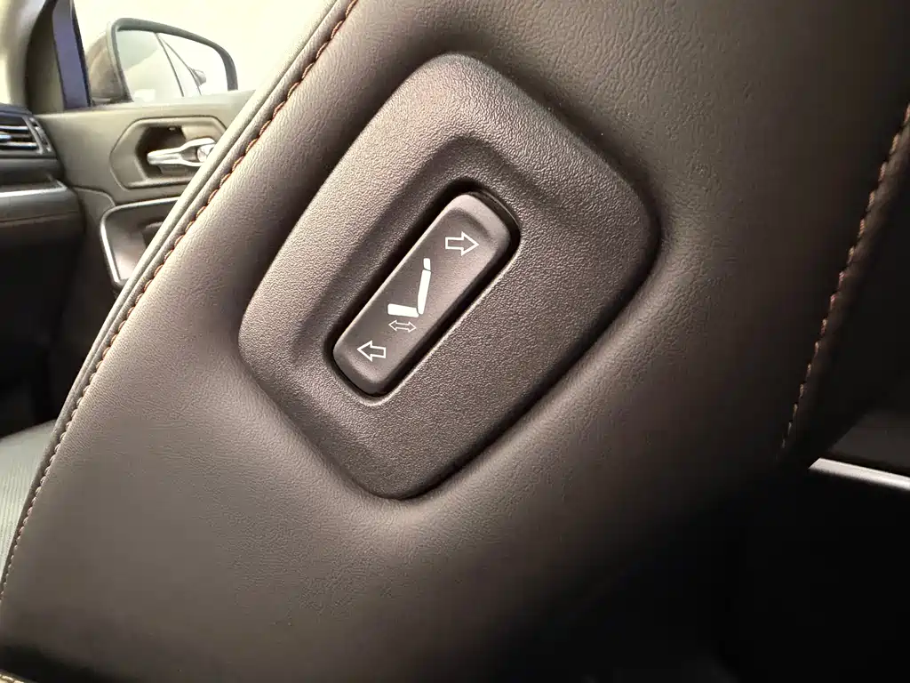 Jeep Grand Commander 2018 — фото 14