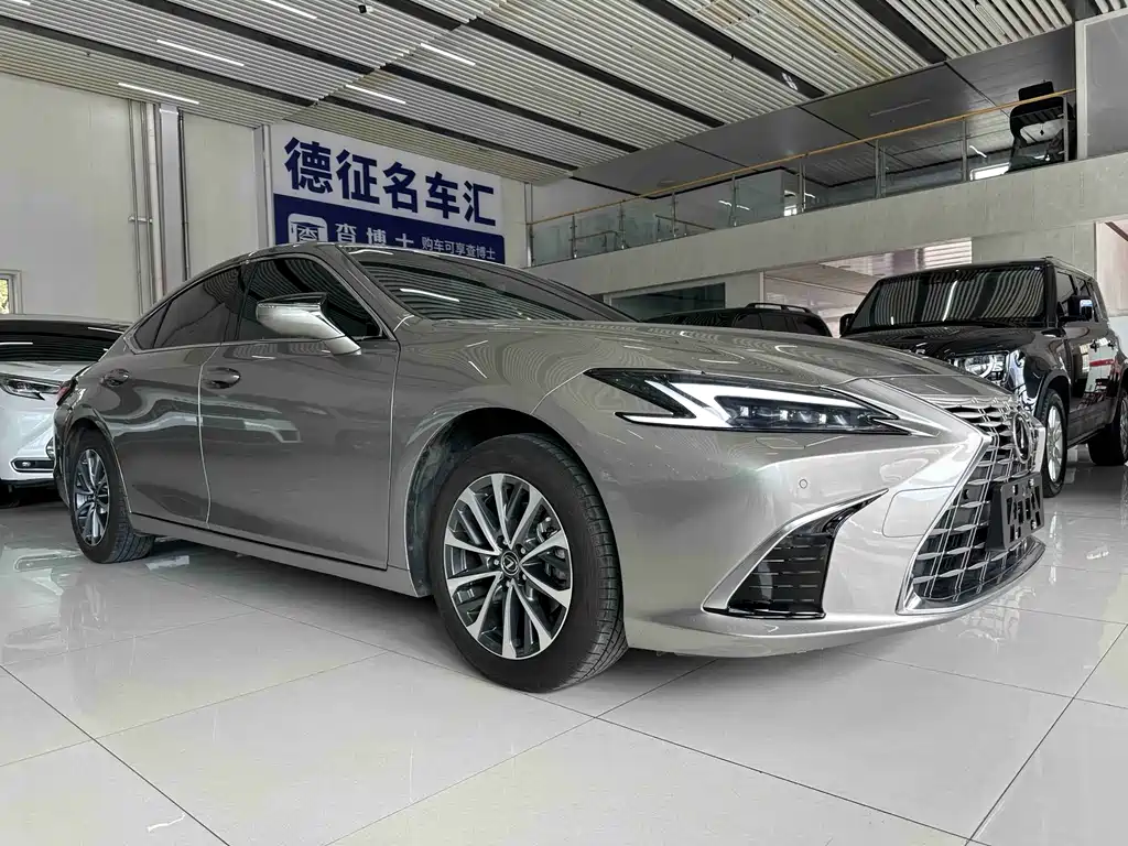 Lexus ES 2025 — фото 3