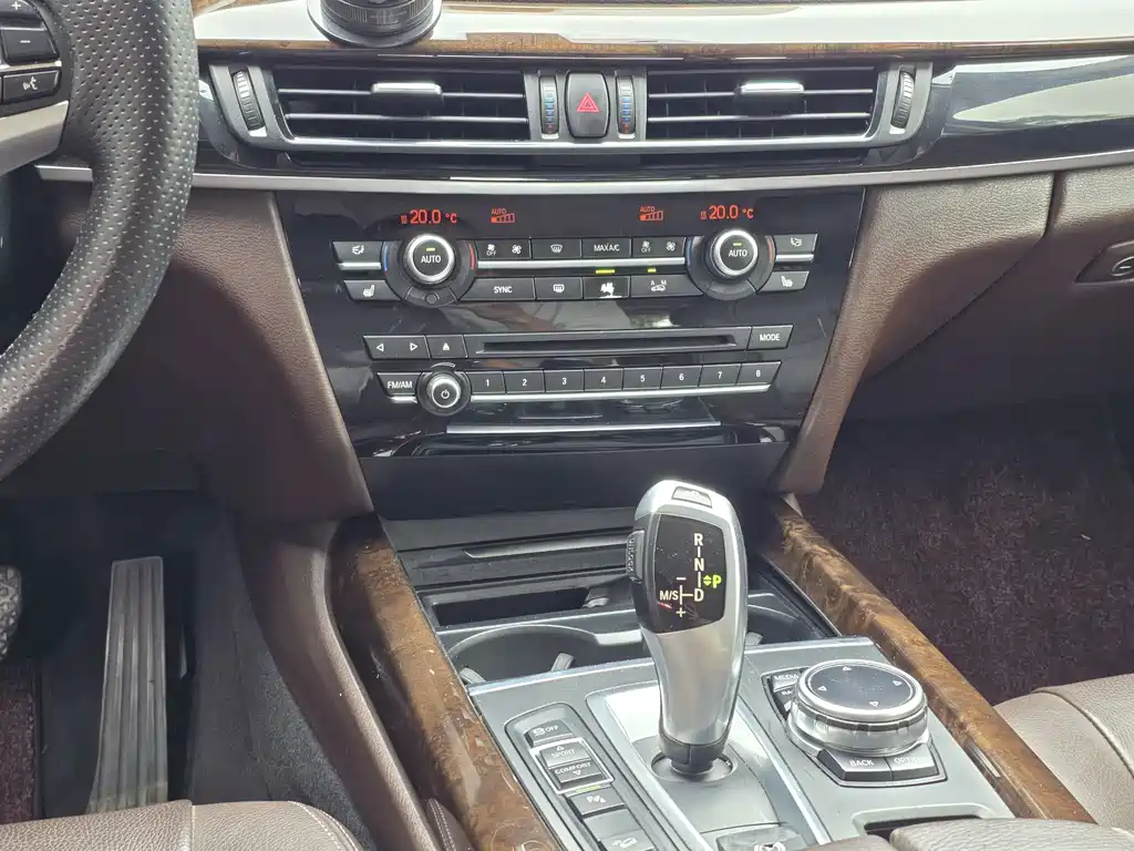 BMW X5 2015 — фото 4