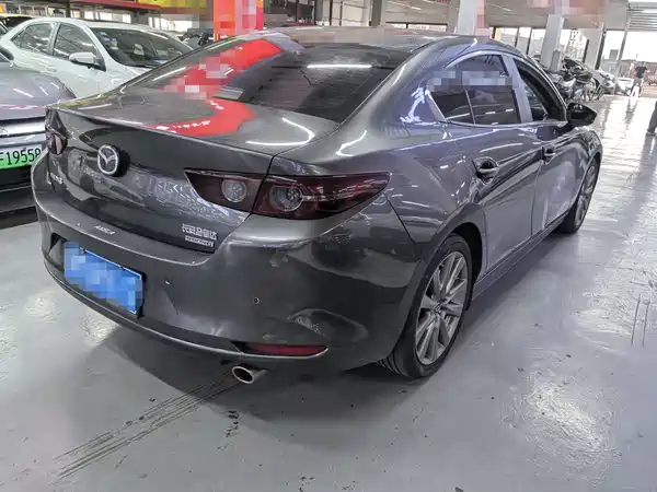 Mazda 3 Axela 2020