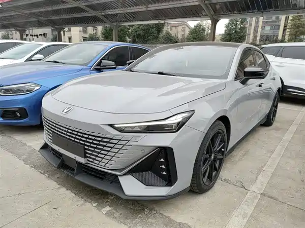 Changan UNI-V 2022