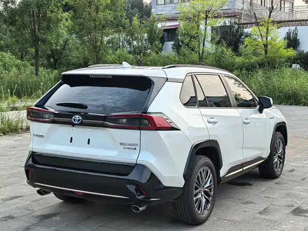 Toyota Wildlander 2025
