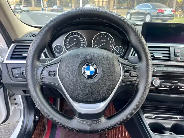 BMW 3 Series 2019