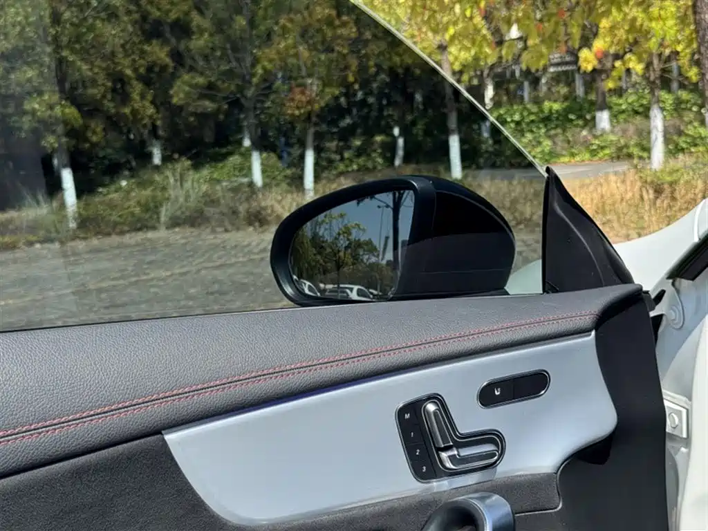 Mercedes-Benz CLA 2023 — фото 10