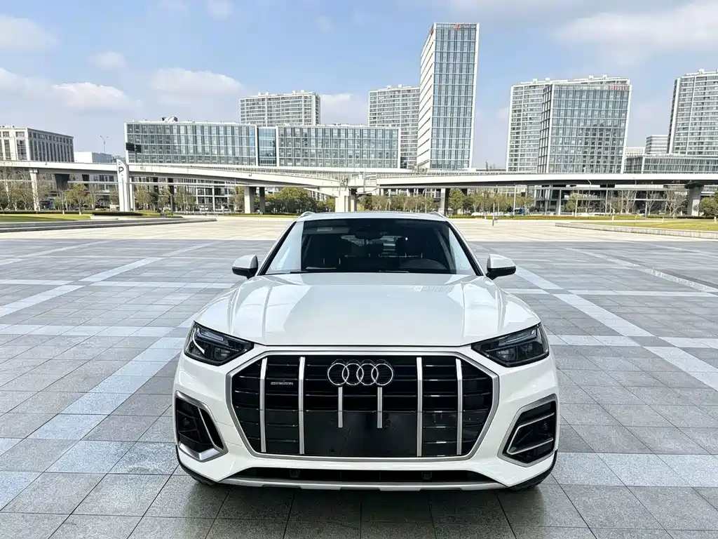 Audi Q5L 2023 — фото 2
