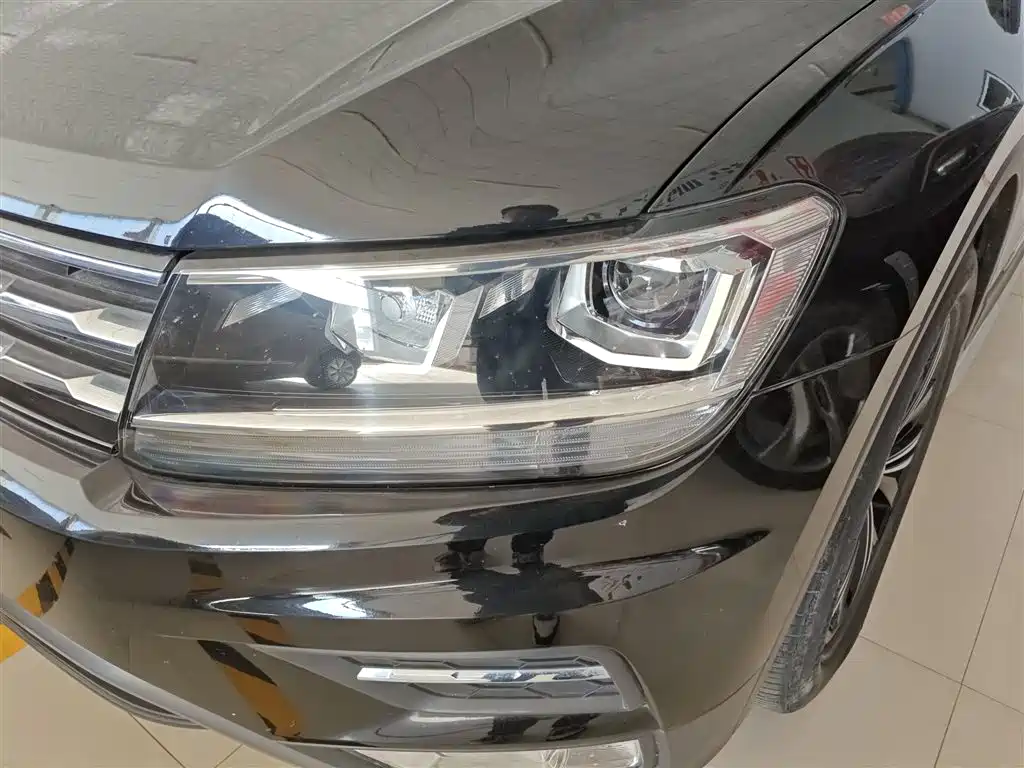 Volkswagen Tiguan L 2021 — фото 24