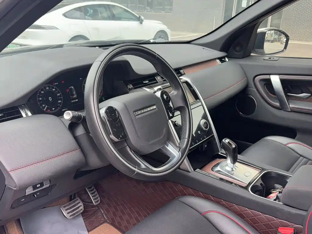 Land Rover Discovery Sport 2020 — фото 12