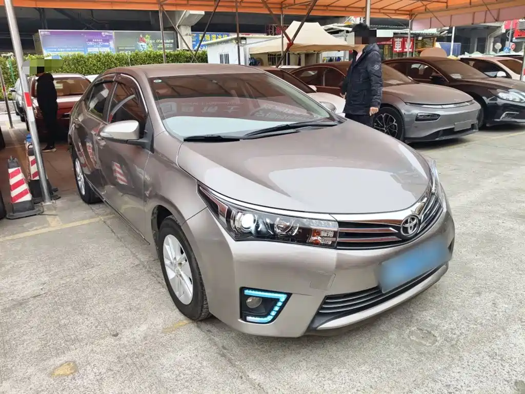 Toyota Corolla 2017 — фото 4