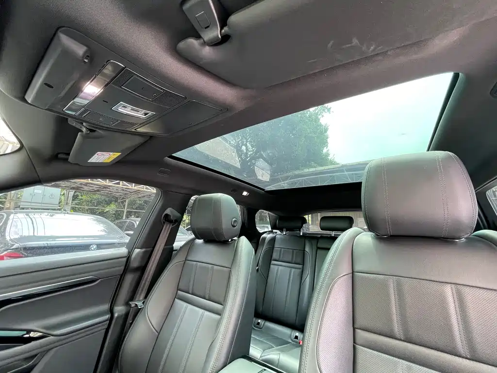 Land Rover Evoque 2020 — фото 20