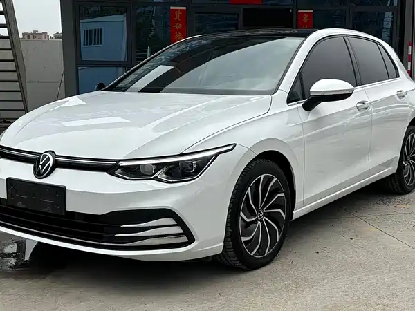 Volkswagen Golf 2021