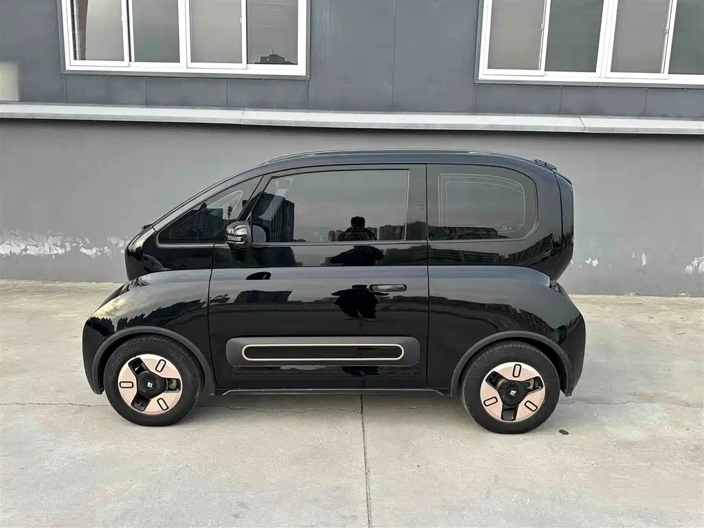 Baojun KiWi EV 2022 — фото 24