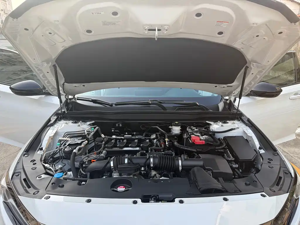 Honda Accord 2022 — фото 15