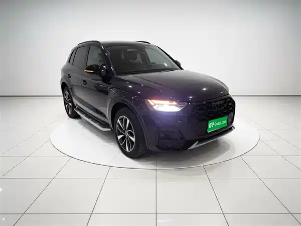 Audi Q5L 2021