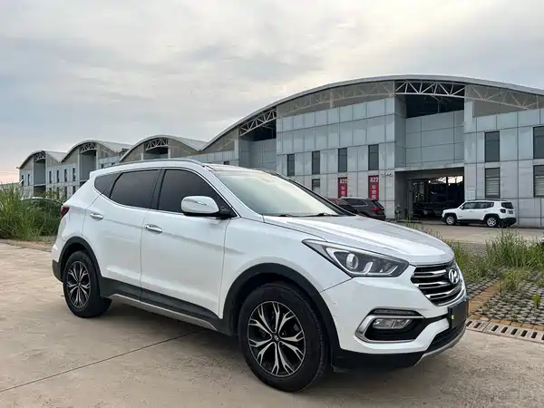 Hyundai Santa Fe 2017