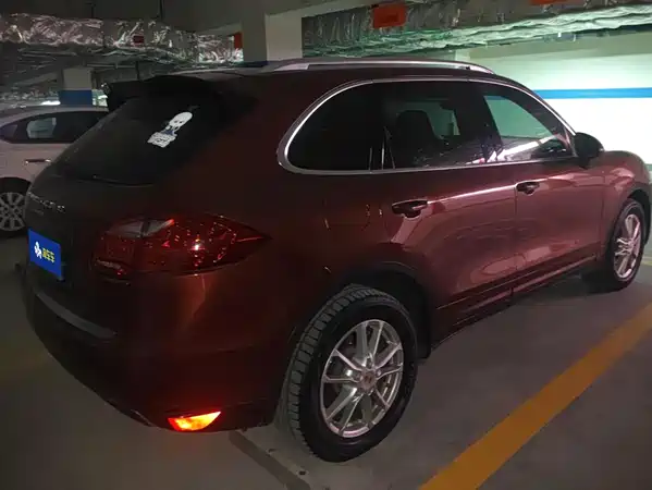 Porsche Cayenne 2014