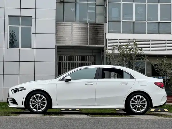 Mercedes-Benz A-Class 2022