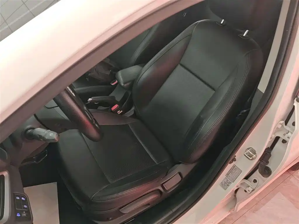Hyundai Verna 2021 — фото 15