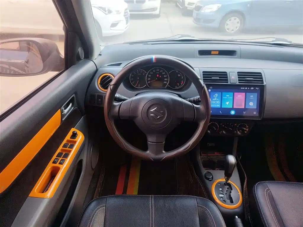 Suzuki Swift 2018 — фото 11