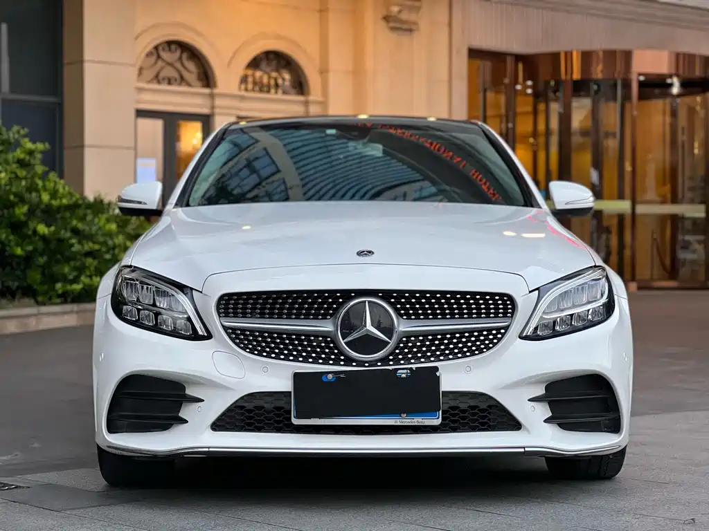 Mercedes-Benz C-Class 2019 — фото 2