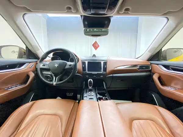 Maserati Levante 2016