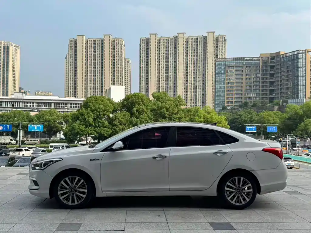 Hyundai Mistra 2017 — фото 16