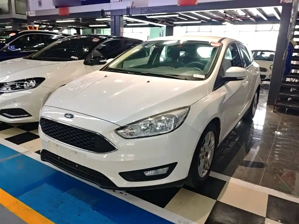 Ford Focus 2016 — фото 1