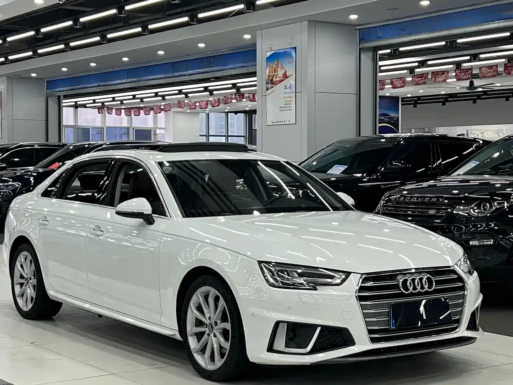 Audi A4L 2019 — фото 3